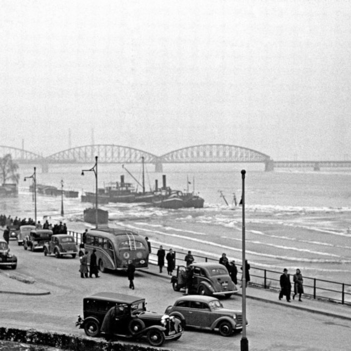 1939 – Oorlogsdreiging en rantsoen